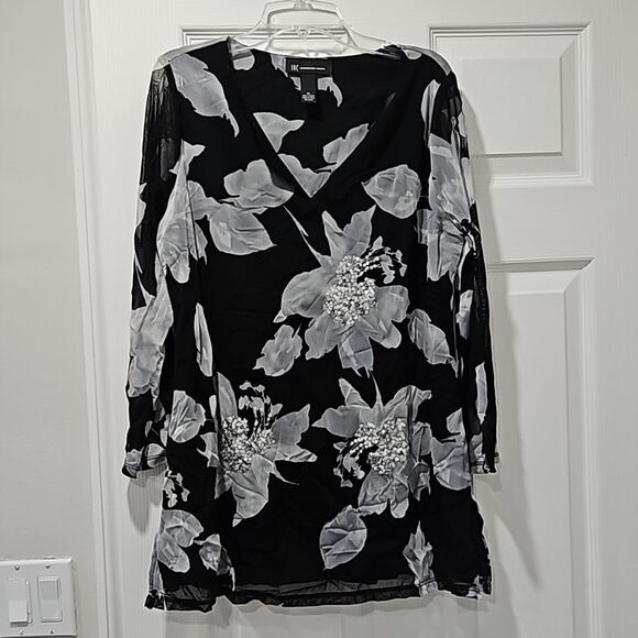 INC Floral Top - Picture 1 of 3